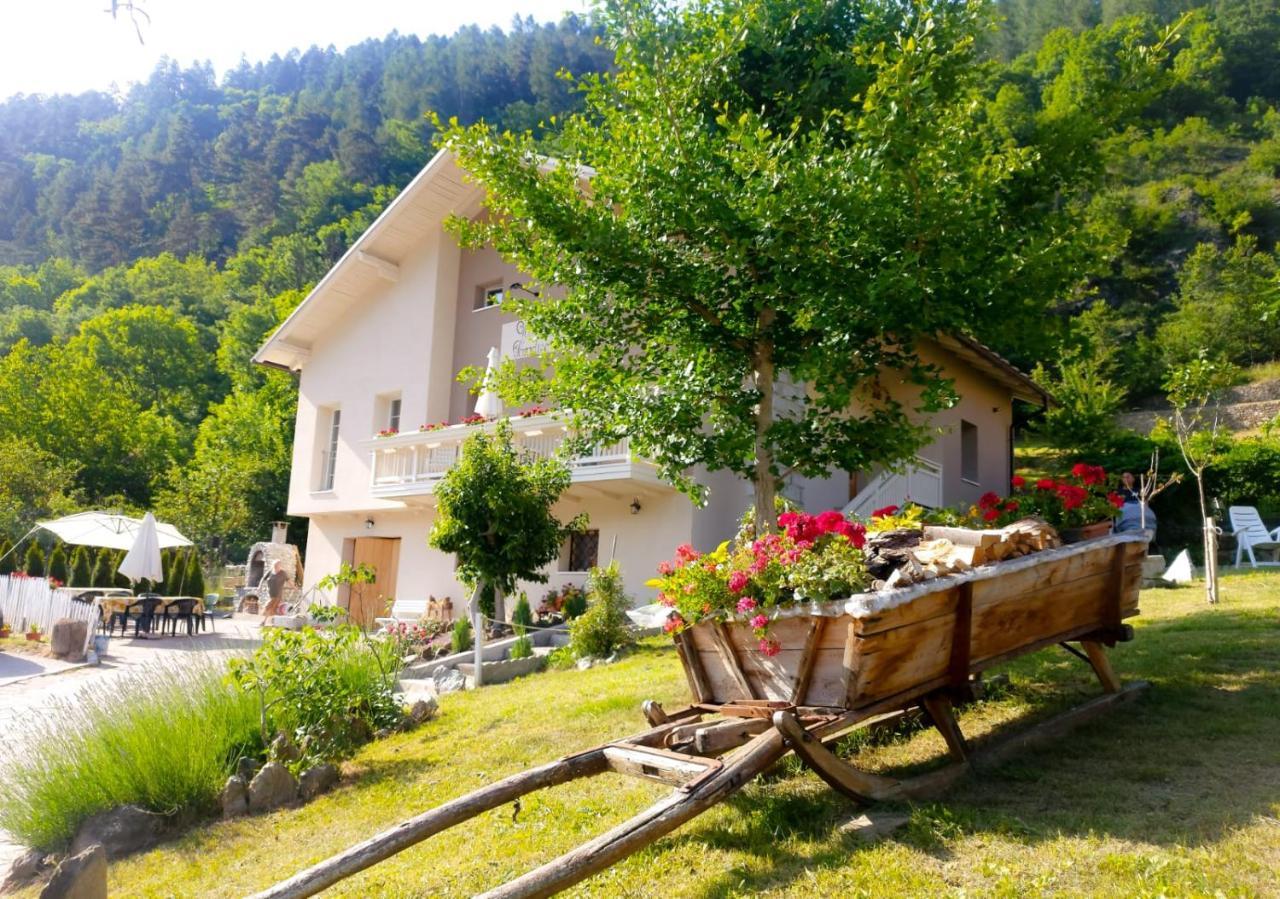 B&B Villa Paradiso Mezzana  Exterior photo